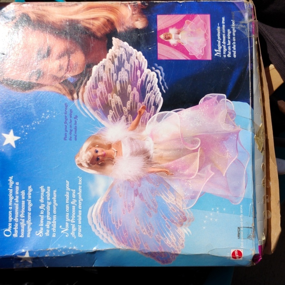 π Barbie 1990's DEADSTOCK DISTRESSED BOX - Picture 3 of 17